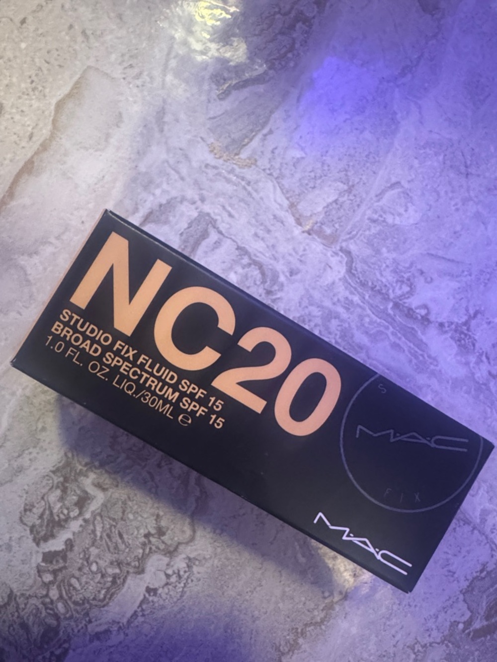 MAC Studio Fix Fluid NC20 Foundation - Neutral Beige